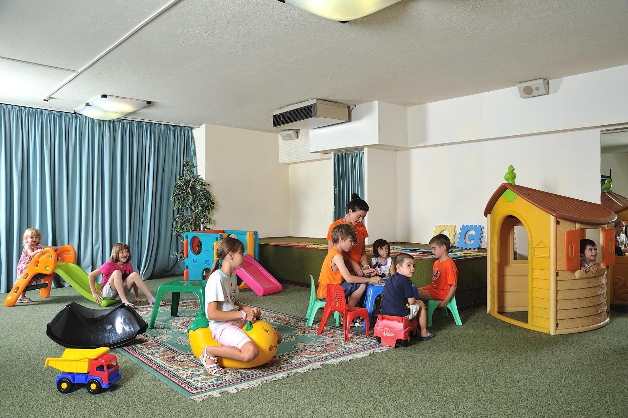 Hotel Vittoria Riccione Extérieur photo